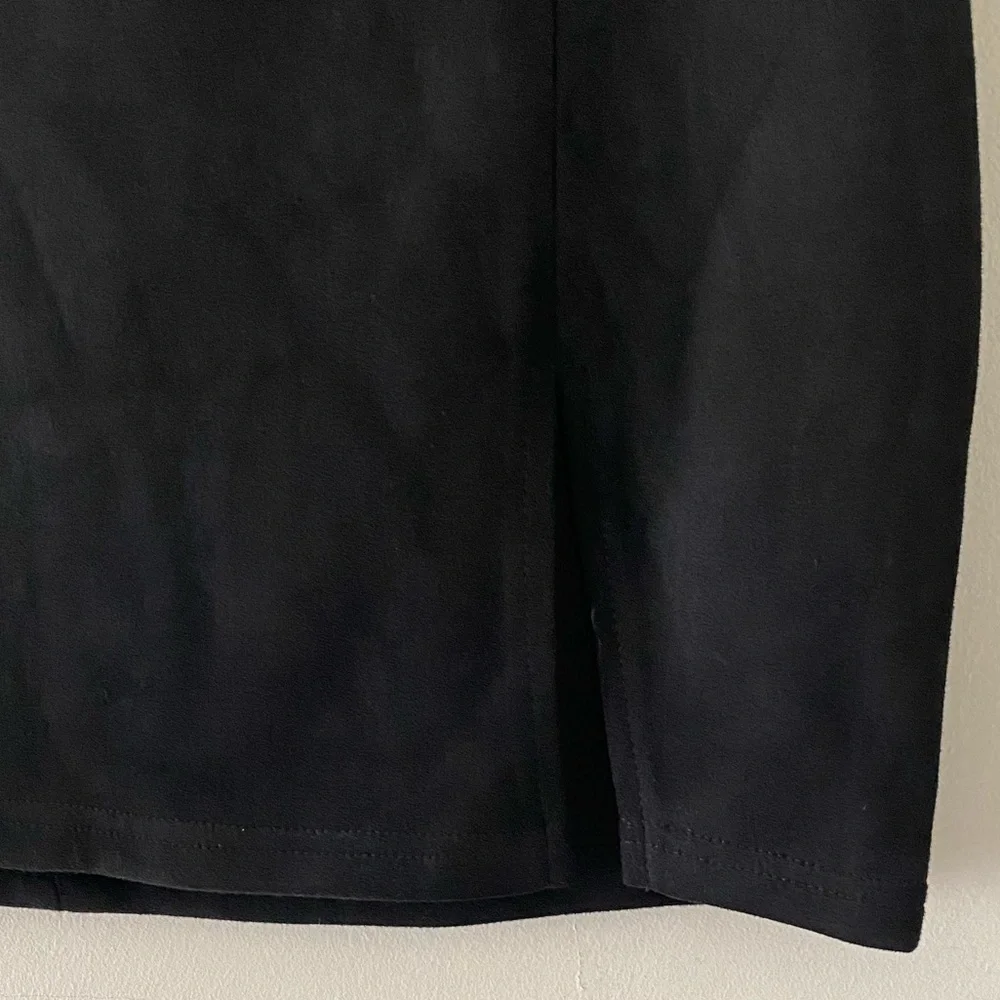 NWT Fashion Nova Black Faux Suede Mini Skirt Size Medium